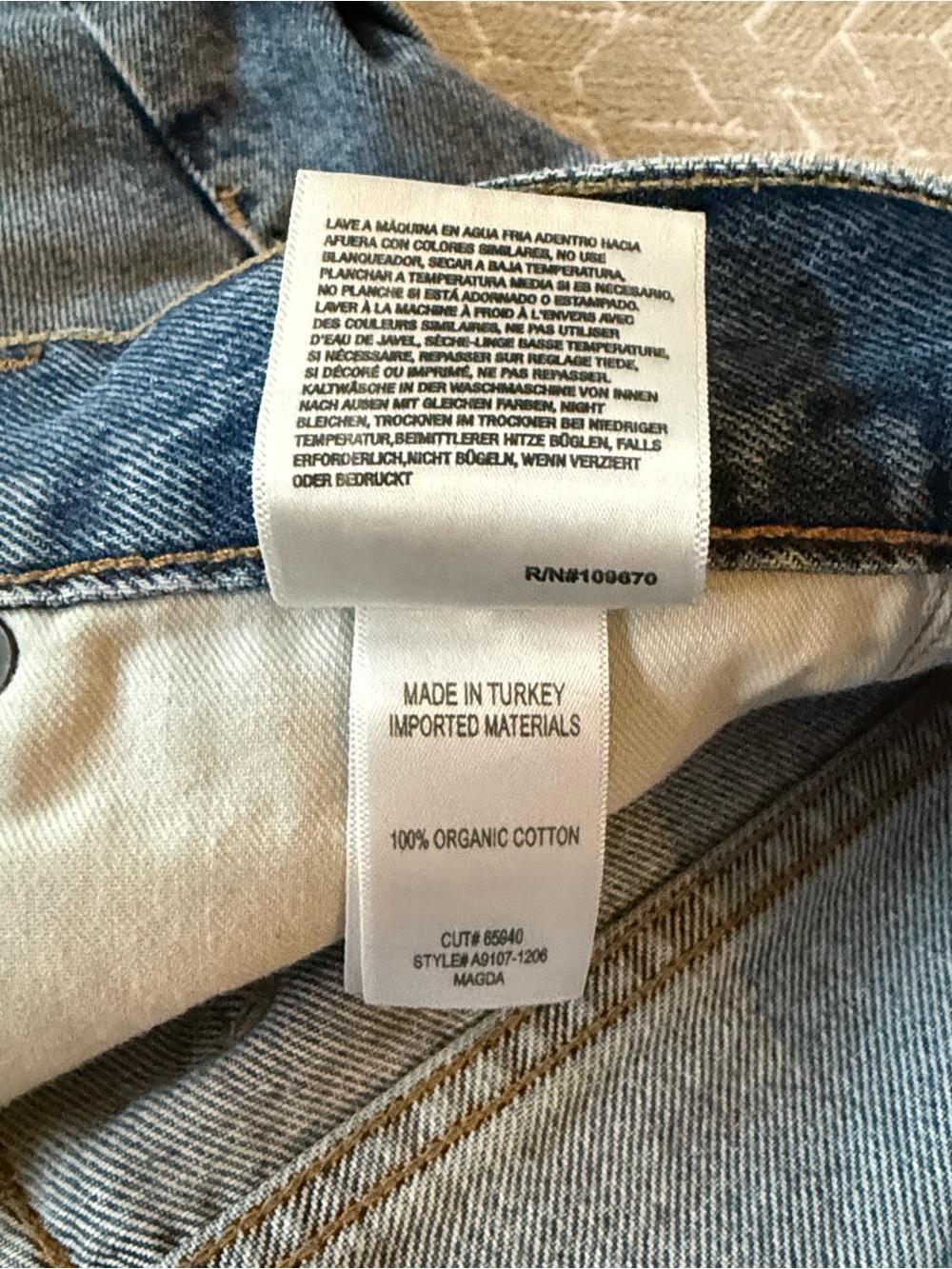 AGOLDE Magda Denim Shorts - Picture 4 of 4